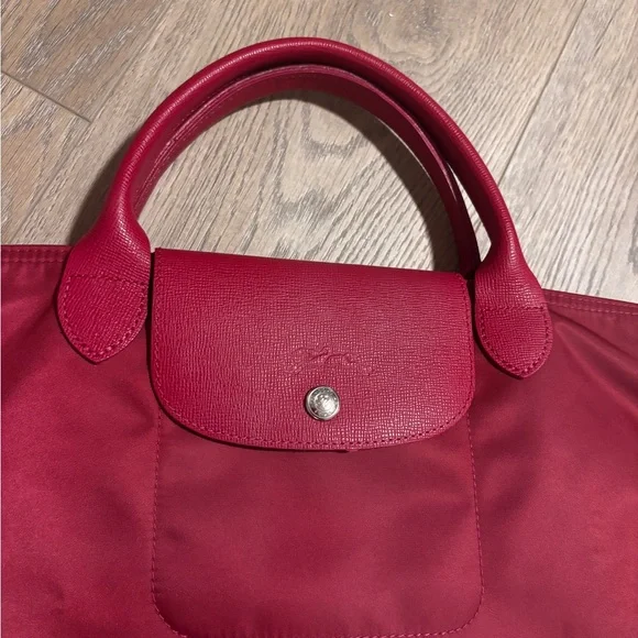 Longchamp Raspberry Nylon Tote Bag with Top Handles - Picture 4 of 4